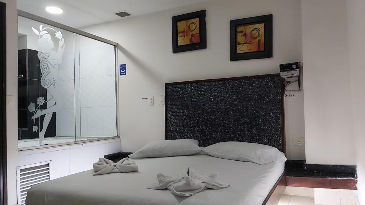 Hotel Marat Suite Μεντεγίν Εξωτερικό φωτογραφία